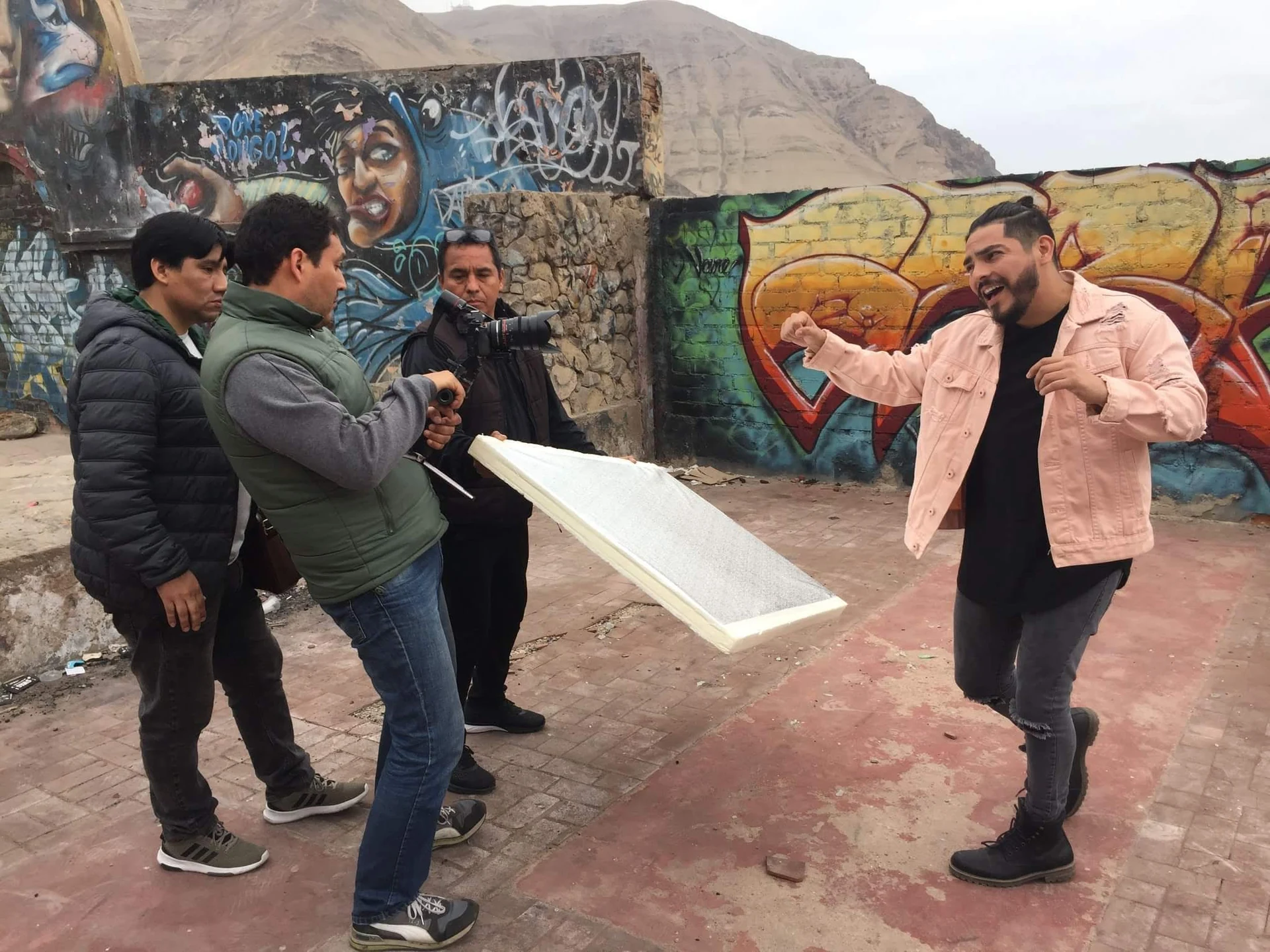 Equipo de HV Studios durante el rodaje profesional de un videoclip